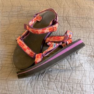 Teva sandals. Like new. Only worn inside once. Size 9.